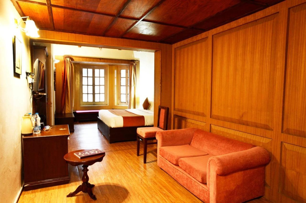 The Palace Belvedere Walkable Distance From Mall Road Nainital Luaran gambar
